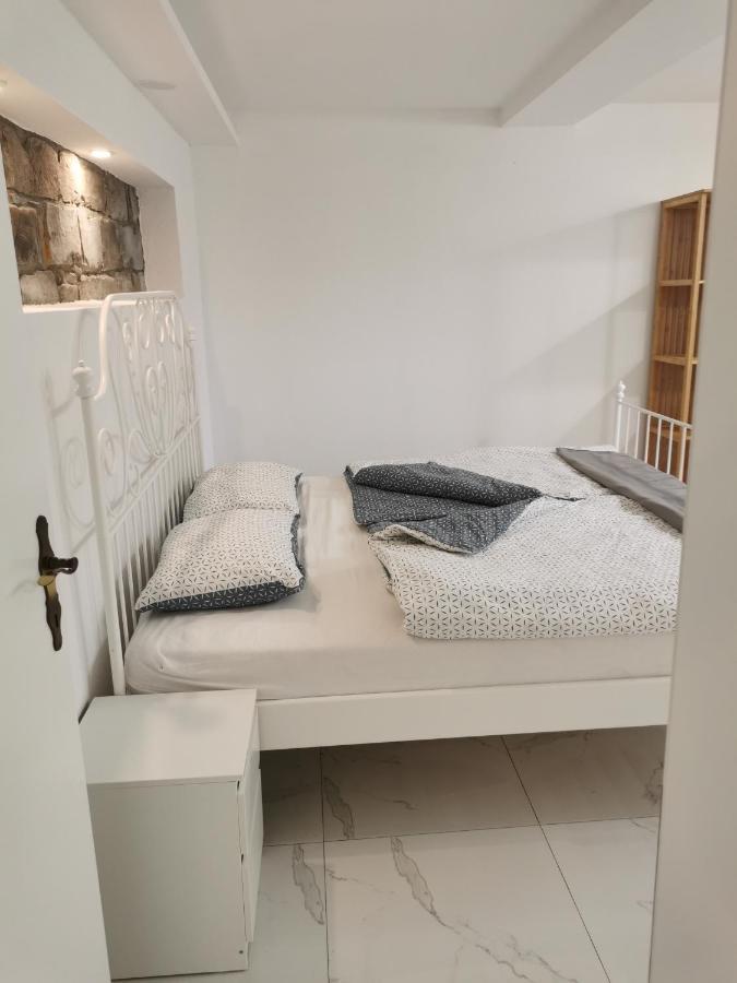 Apartma Kantina Анкаран Екстер'єр фото